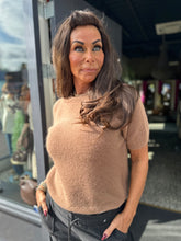 Top "Every colour" camel